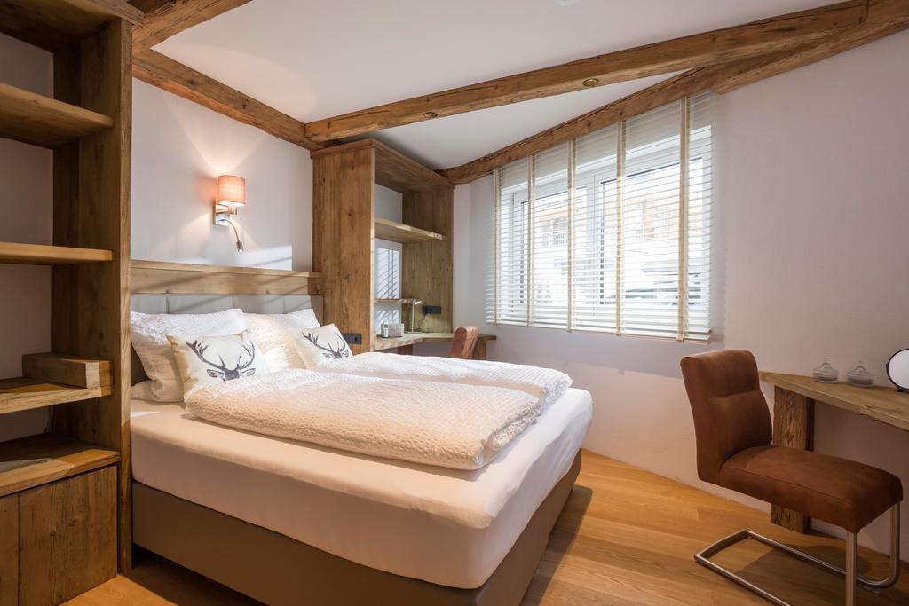 Luxus Ferienwohnung Almhuette Бриксен-им-Тале Екстериор снимка
